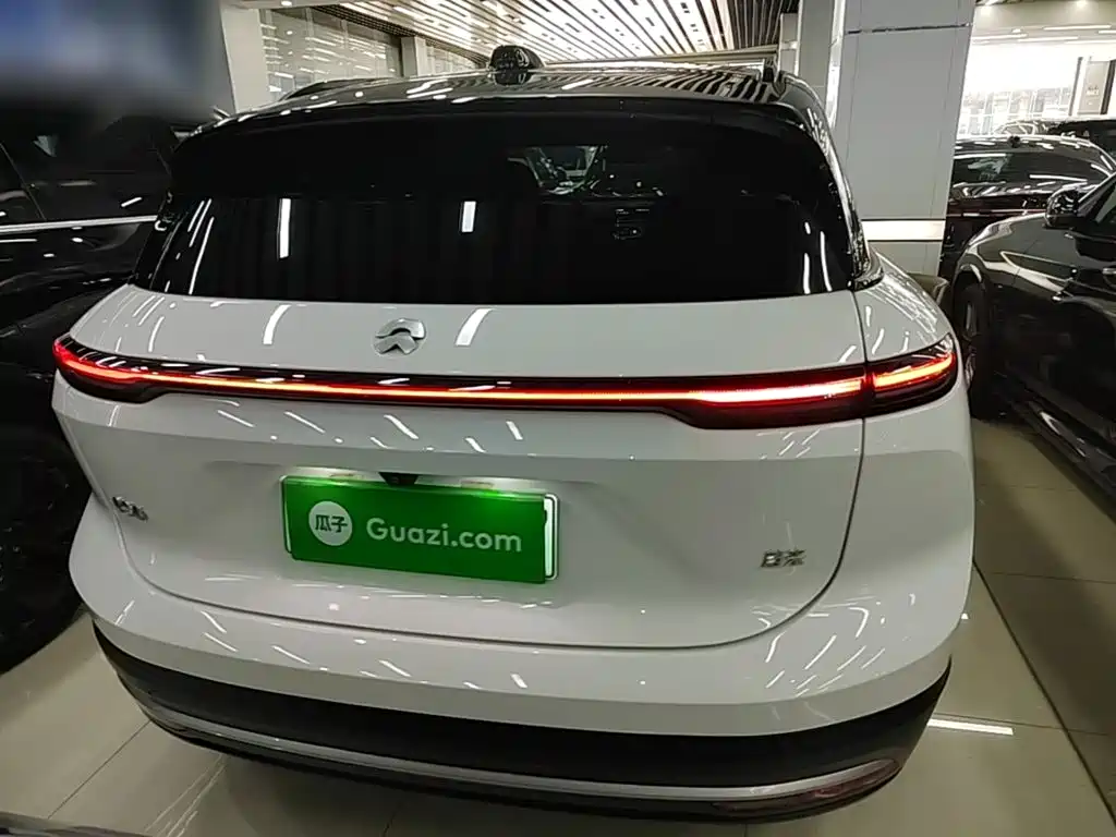 Фото 6 - NIO ES6