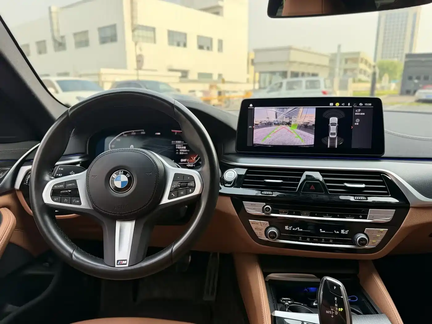 BMW 5 Series (Import) 2022 Model Second Facelift 525i M Sport Package фото 11