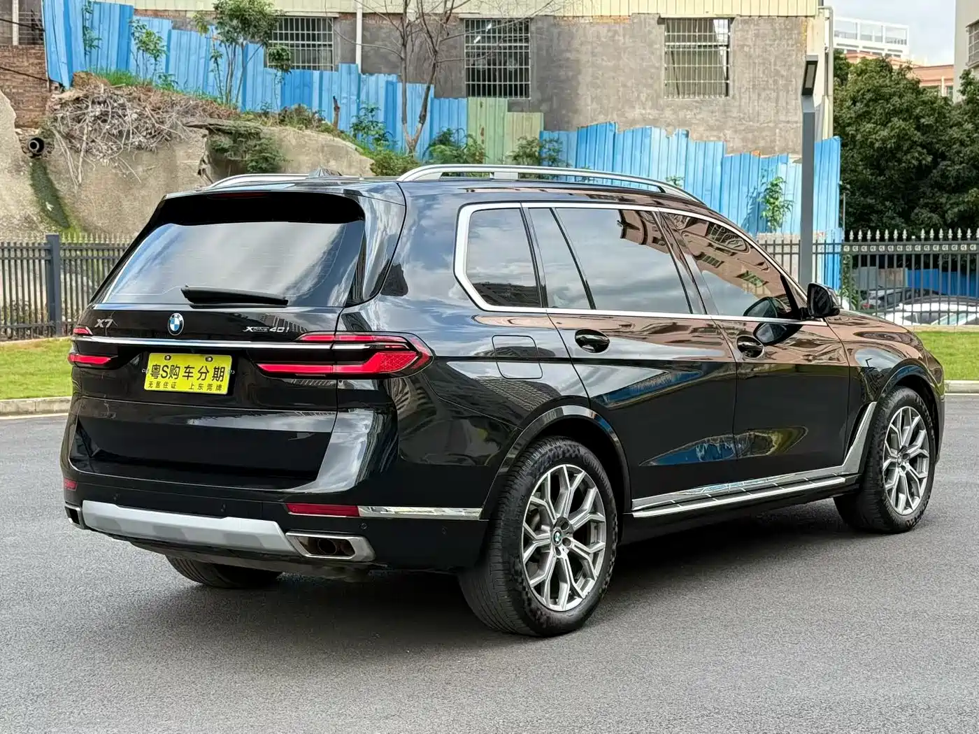 BMW X7 2023 xDrive40i Leading Luxury Package фото 9