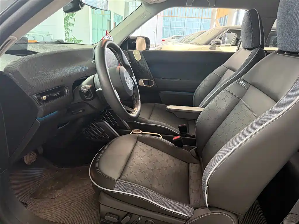 MINI ELECTRIC  COOPER