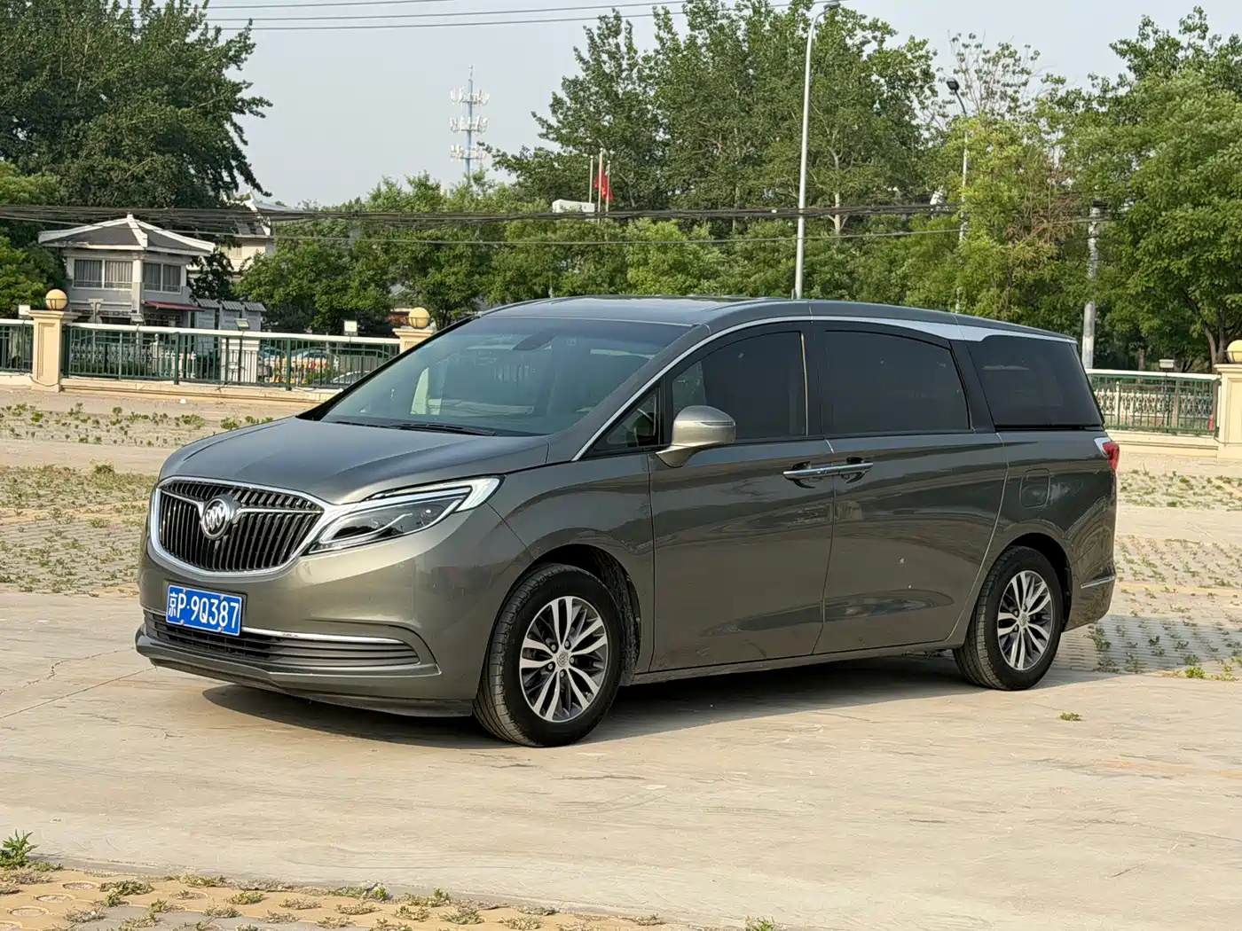 Buick GL8 2017 ES 28T Luxury China V