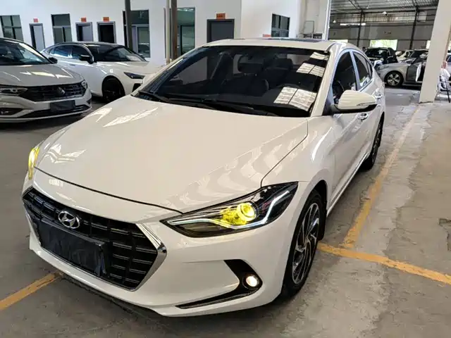 Hyundai Elantra 2020