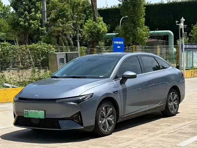 XPeng P5 2022