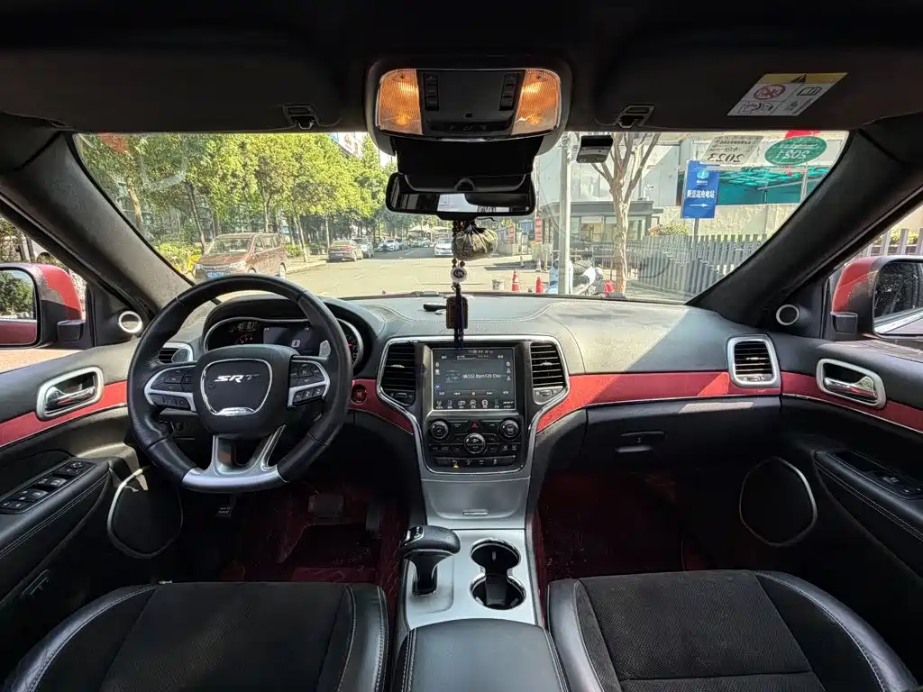 Jeep Grand Cherokee SRT 2015 2014 6.4L SRT8
