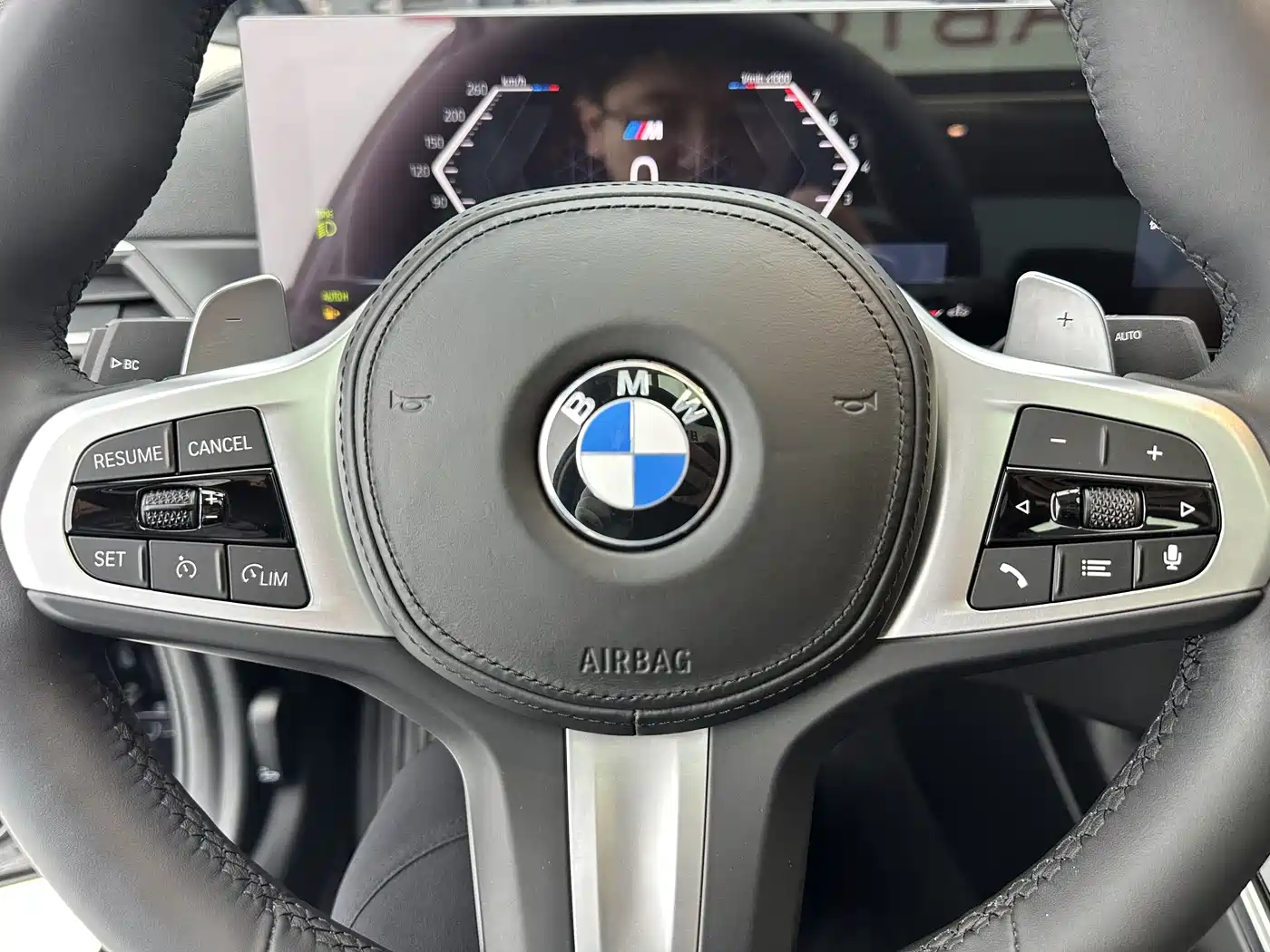 BMW 3 Series 2023 320Li M Sport Package фото 13