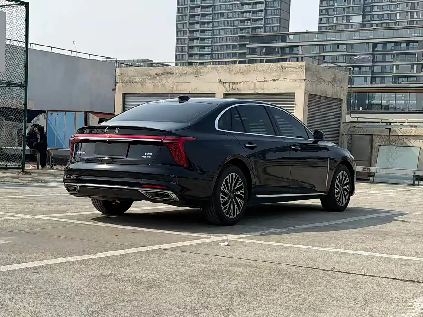 Hongqi H5 2024 2.0T Automatic Smart Connect Flag Smooth Edition фото 6