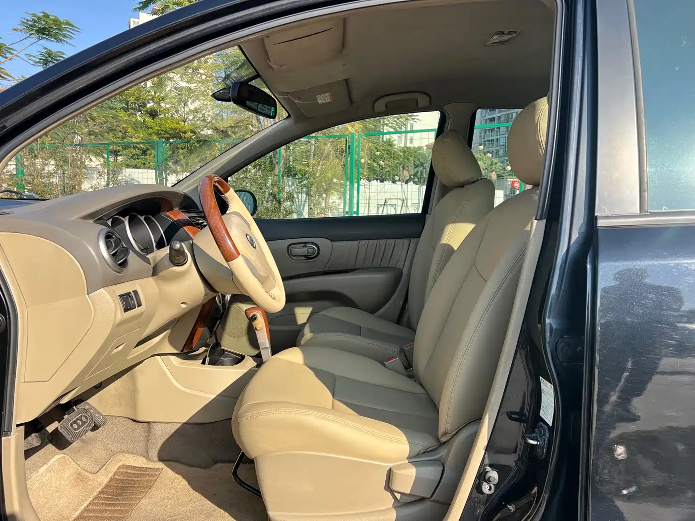 Nissan Livina 2007 2006 Model 1.8L Automatic Comfort