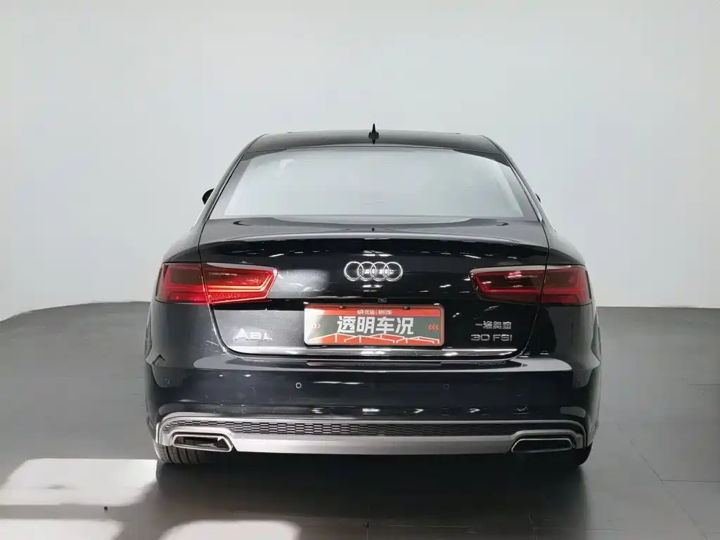 Фото 4 - Audi A6L
