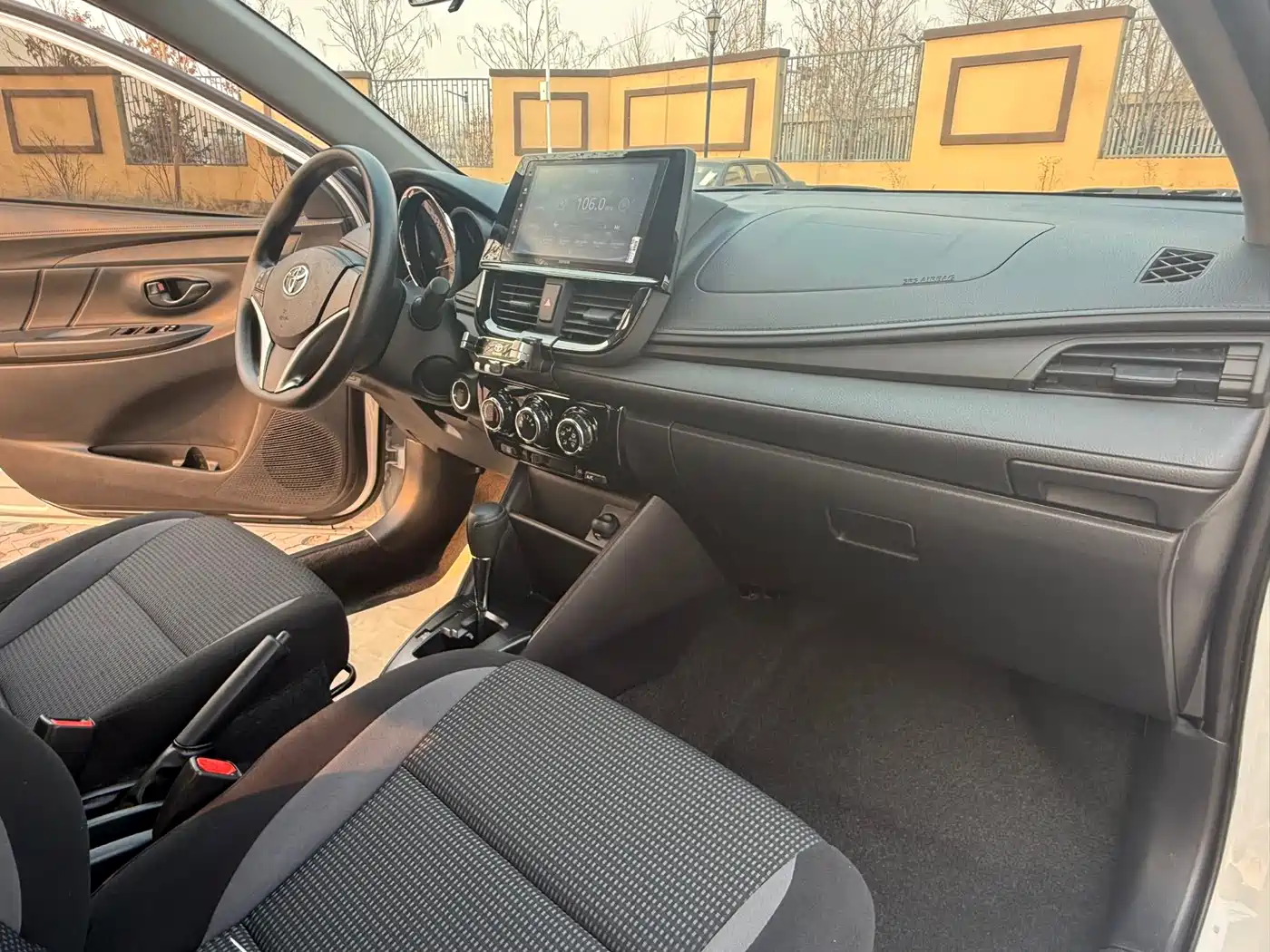 Toyota Vios 2022 1.5L 20th Anniversary Edition фото 23