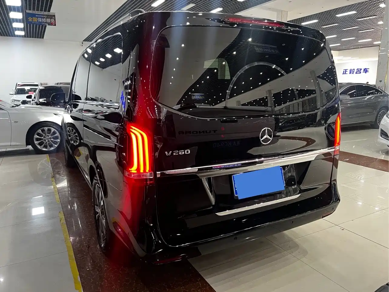 Mercedes-Benz V-Class 2018 V 260 Pilot Edition China V фото 9