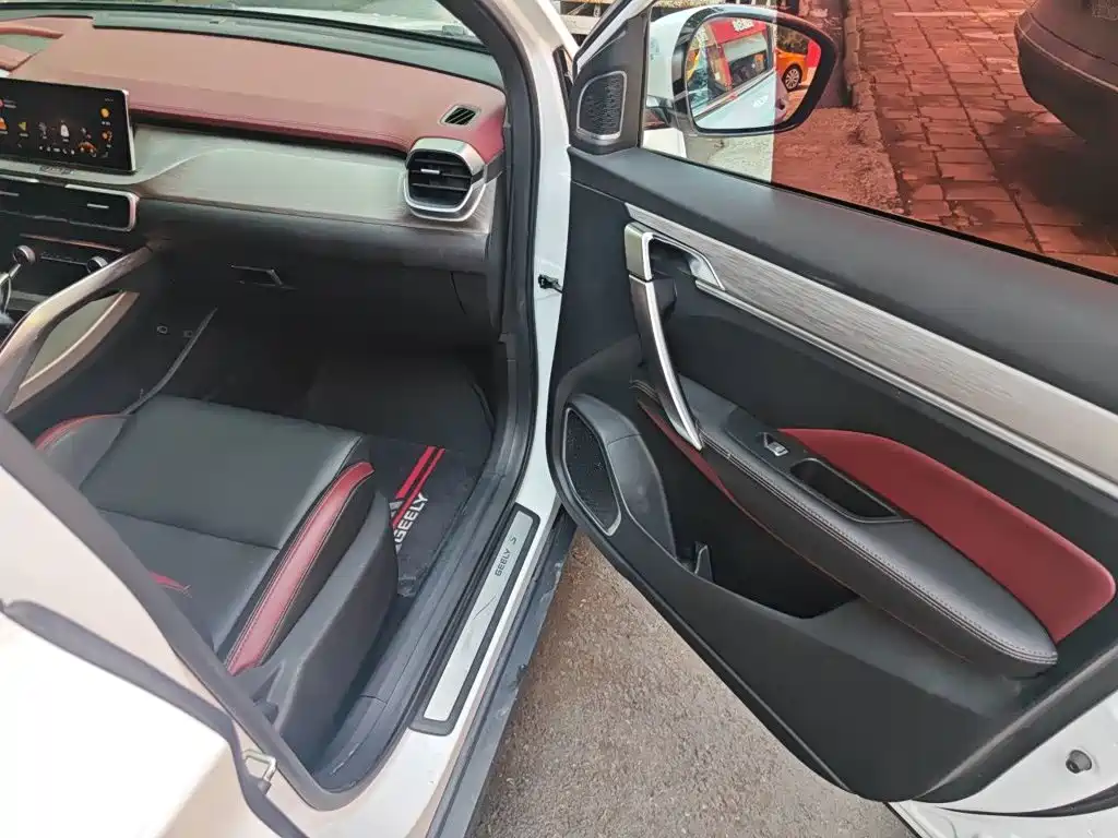 Geely Binyue 2019 2019 Sport 260T DCT Battle China V