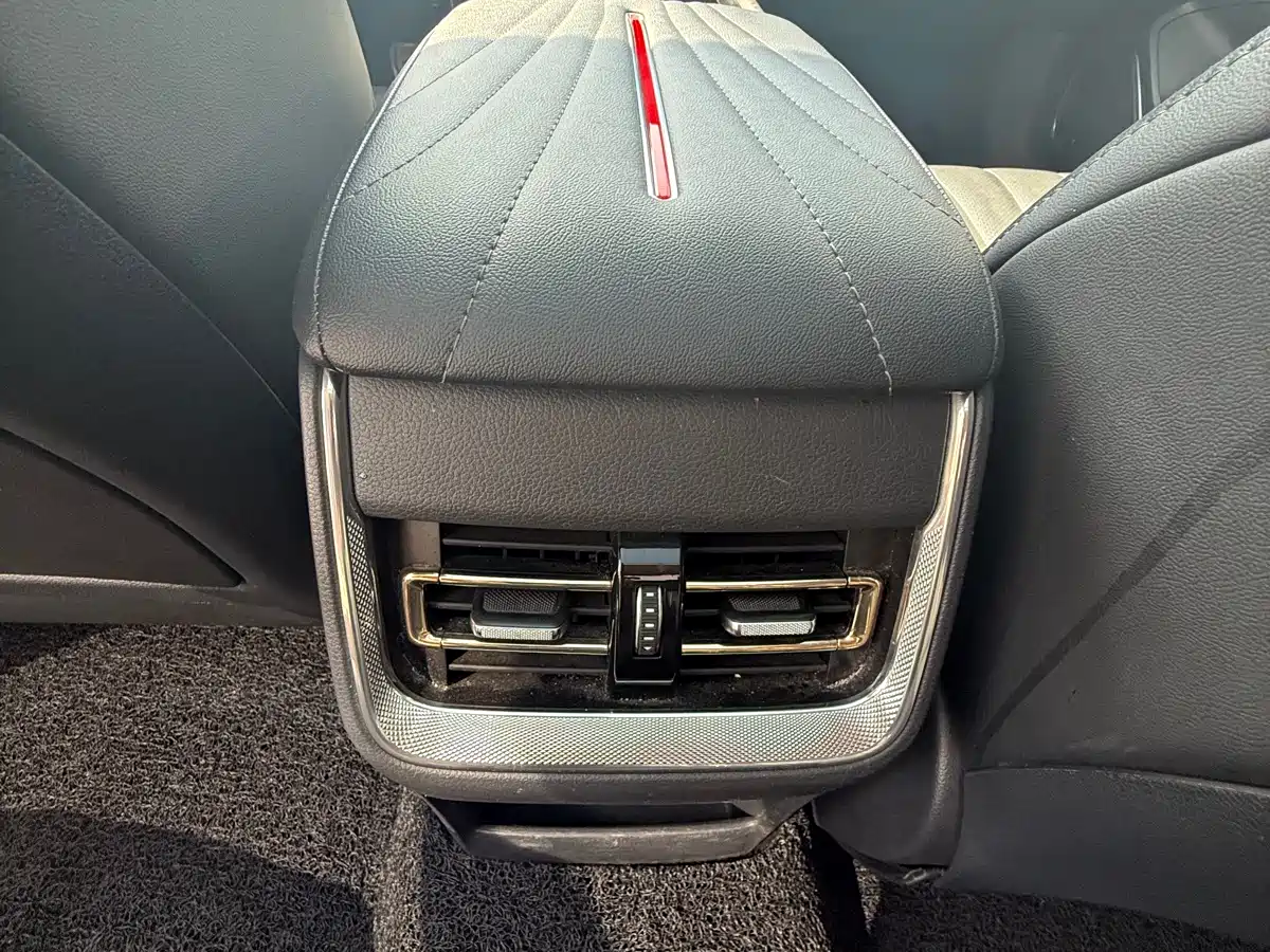 Hongqi H5 2023 1.5T DCT Smart Connect Flag Rhythm фото 6