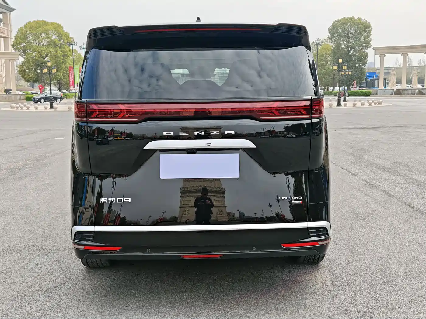 Denza D9 2025 Model DM-i Smart Drive Edition 1020 AWD Flagship фото 6
