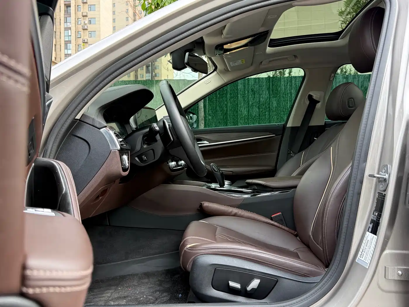 BMW 5 Series 2019 530Li Premium Luxury Package фото 4