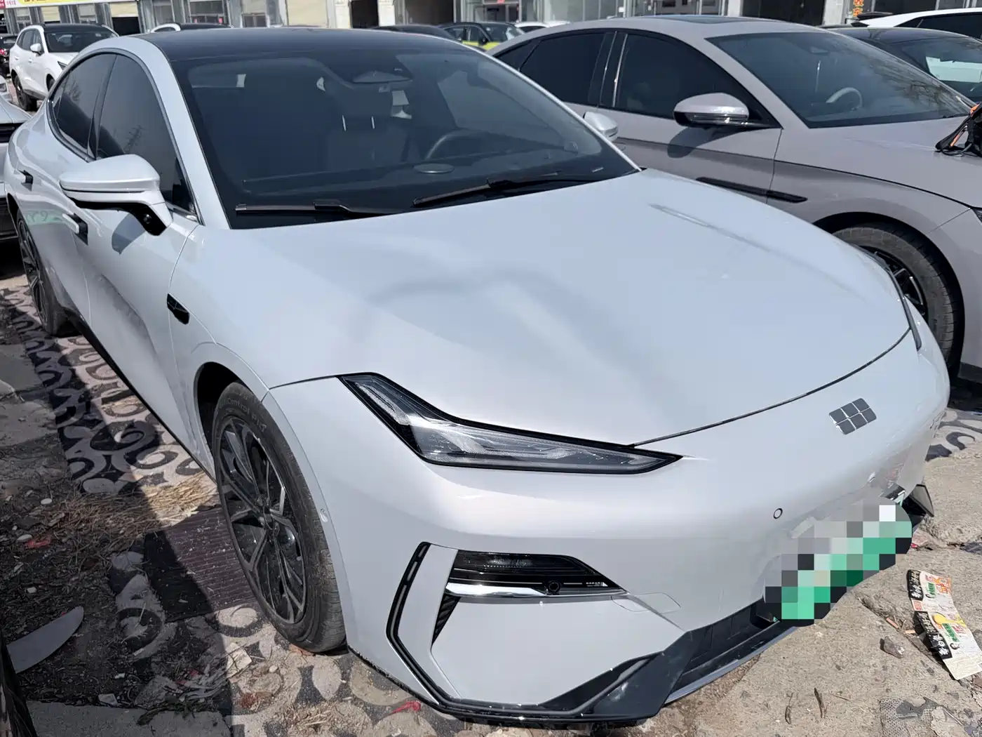 GEELY GALAXY GALAXY E8