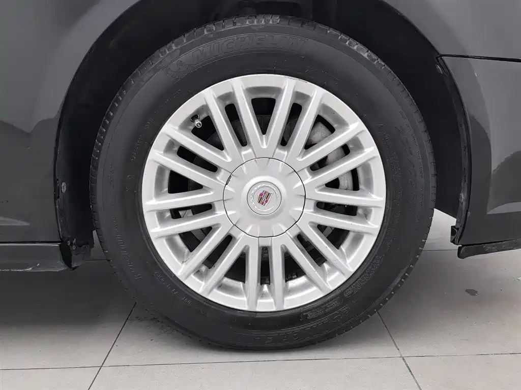 Cadillac SLS 2011 Model 2.0T Elite фото 17