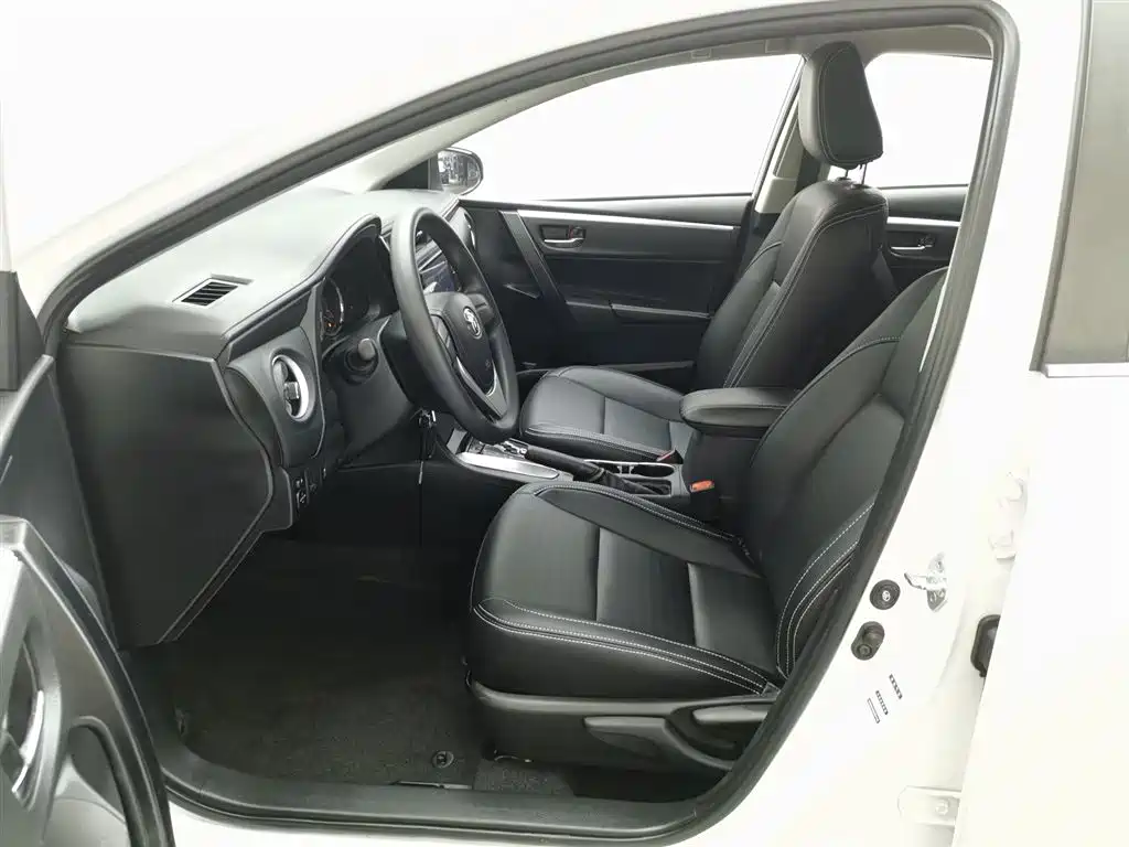 Toyota Corolla 2017 Facelift 1.2T S-CVT GL фото 10