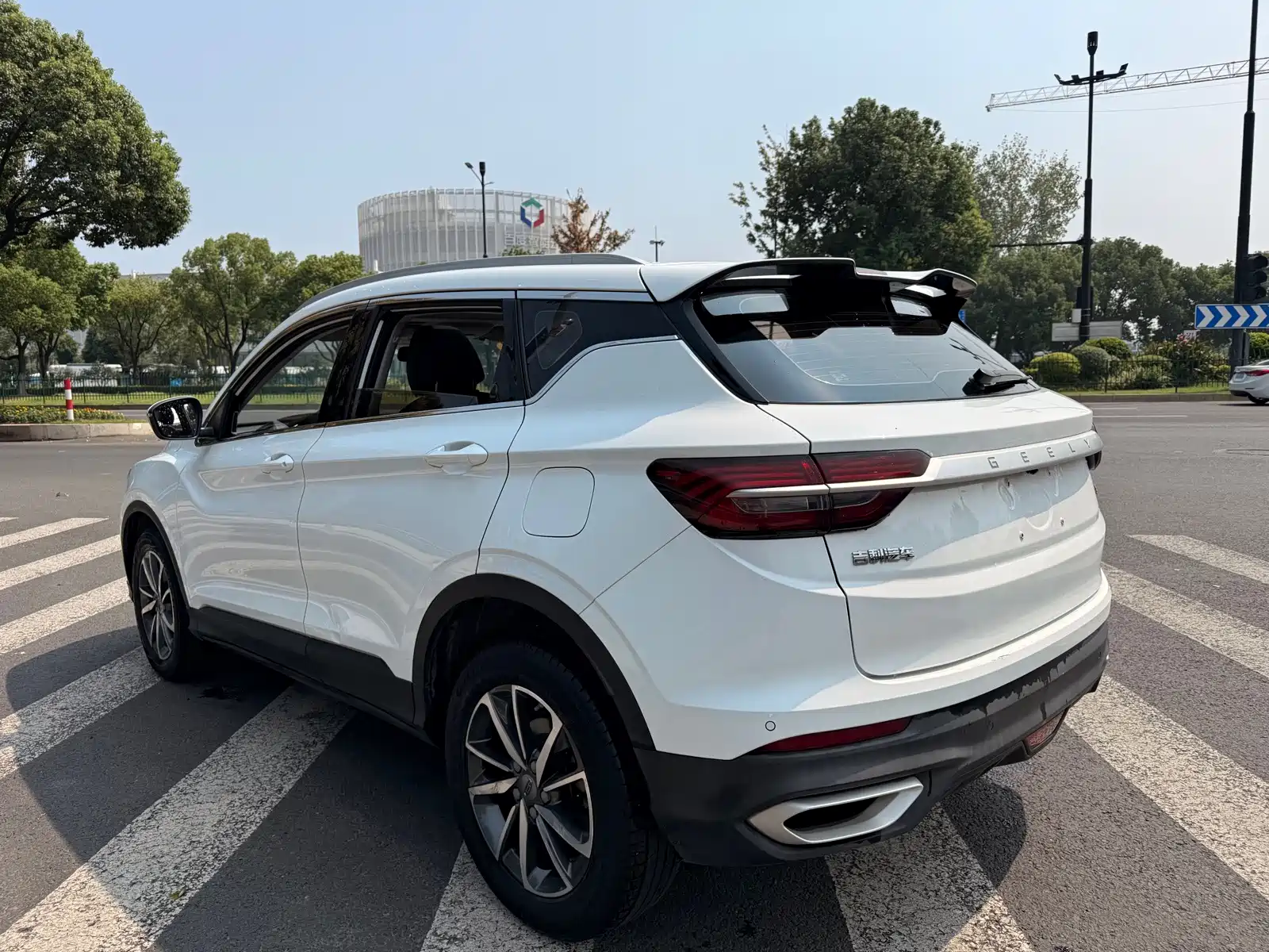 Photo 7 - Geely Coolray