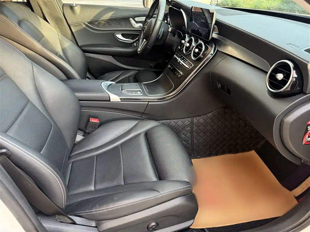 Mercedes-Benz C-Class 2019 Facelift C 260 L Sport фото 12