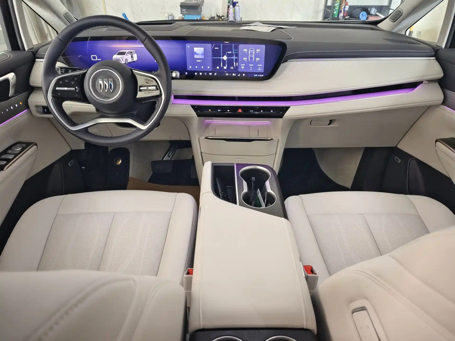 Фото 16 - Buick GL8