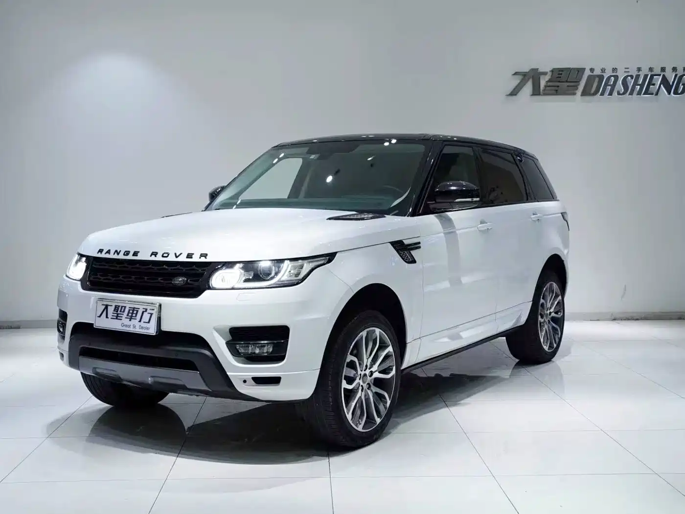 Land Rover Range Rover Sport 2016 Model 3.0 SC V6 HSE DYNAMIC