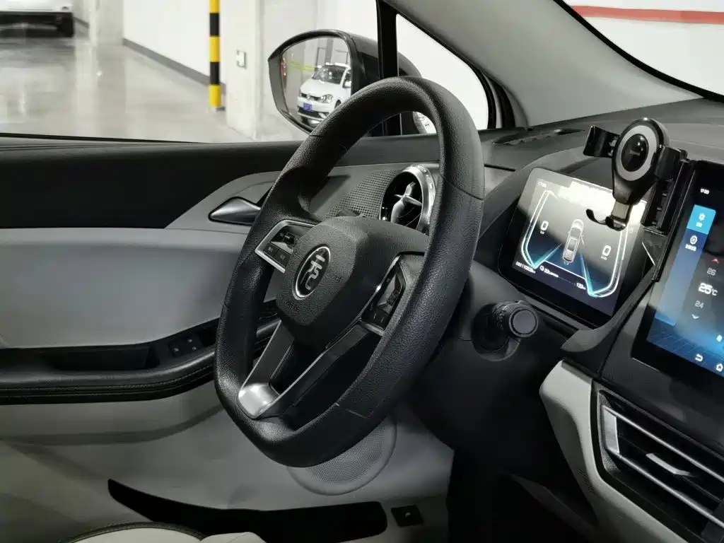 BYD Yuan Pro 2022 2021 401KM Luxury Model