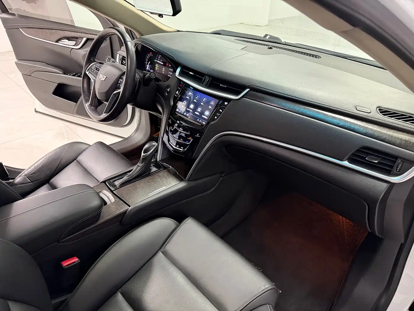 Cadillac XTS 2018 28T Elite фото 18