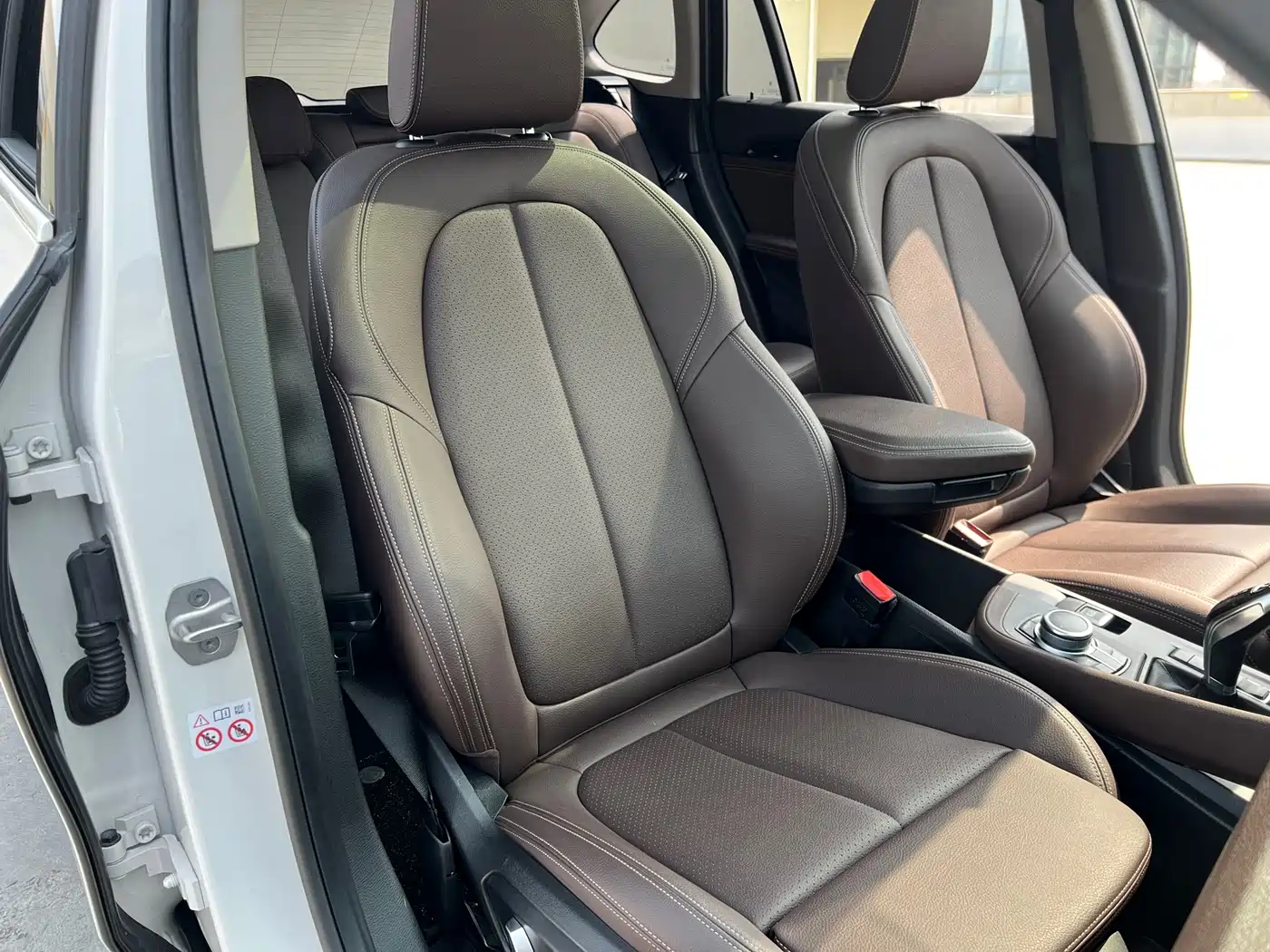 BMW X1 2022 sDrive25Li Leading фото 16