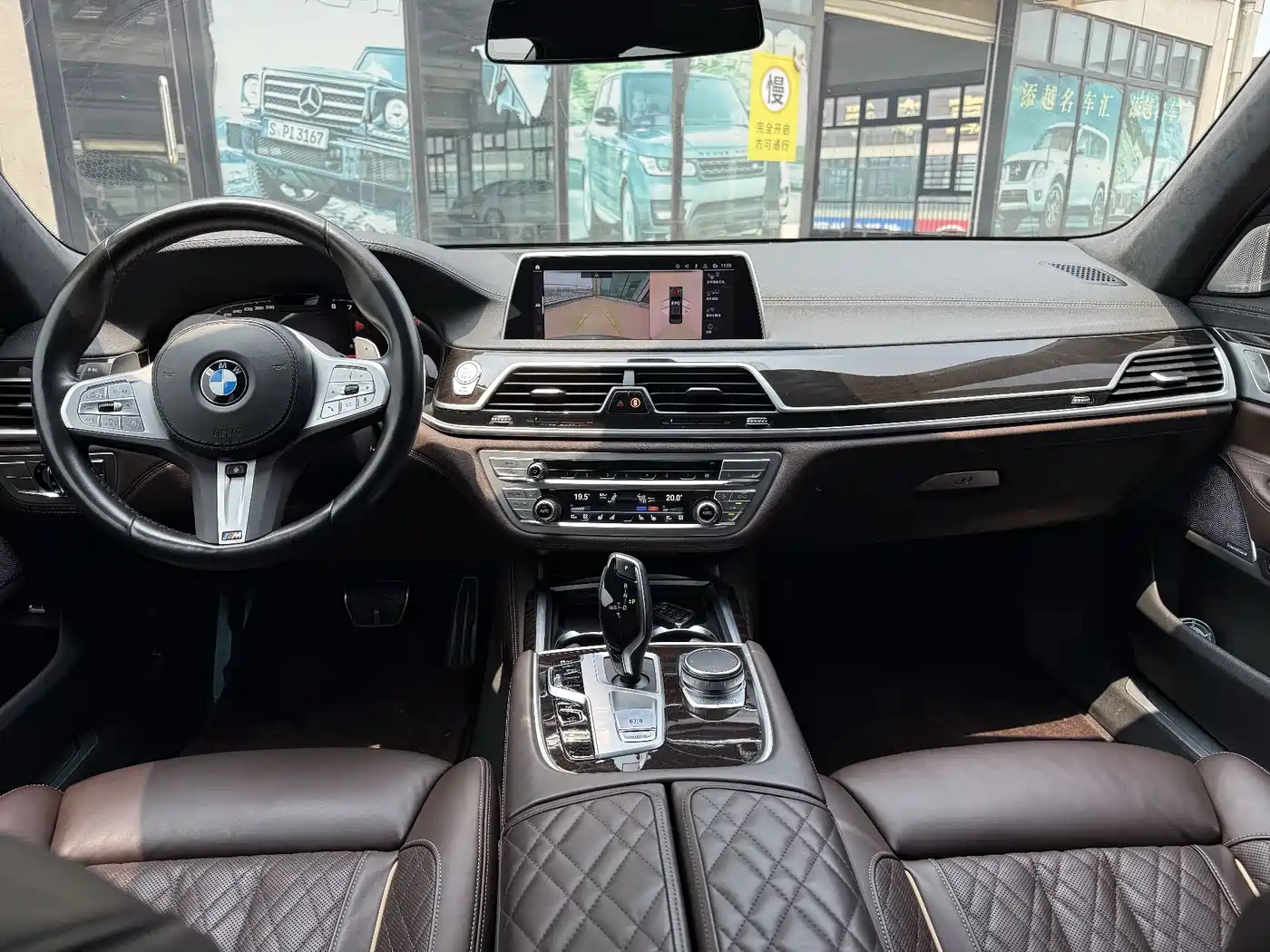 BMW 7 Series 2022 740Li xDrive Executive M Sport Package фото 11