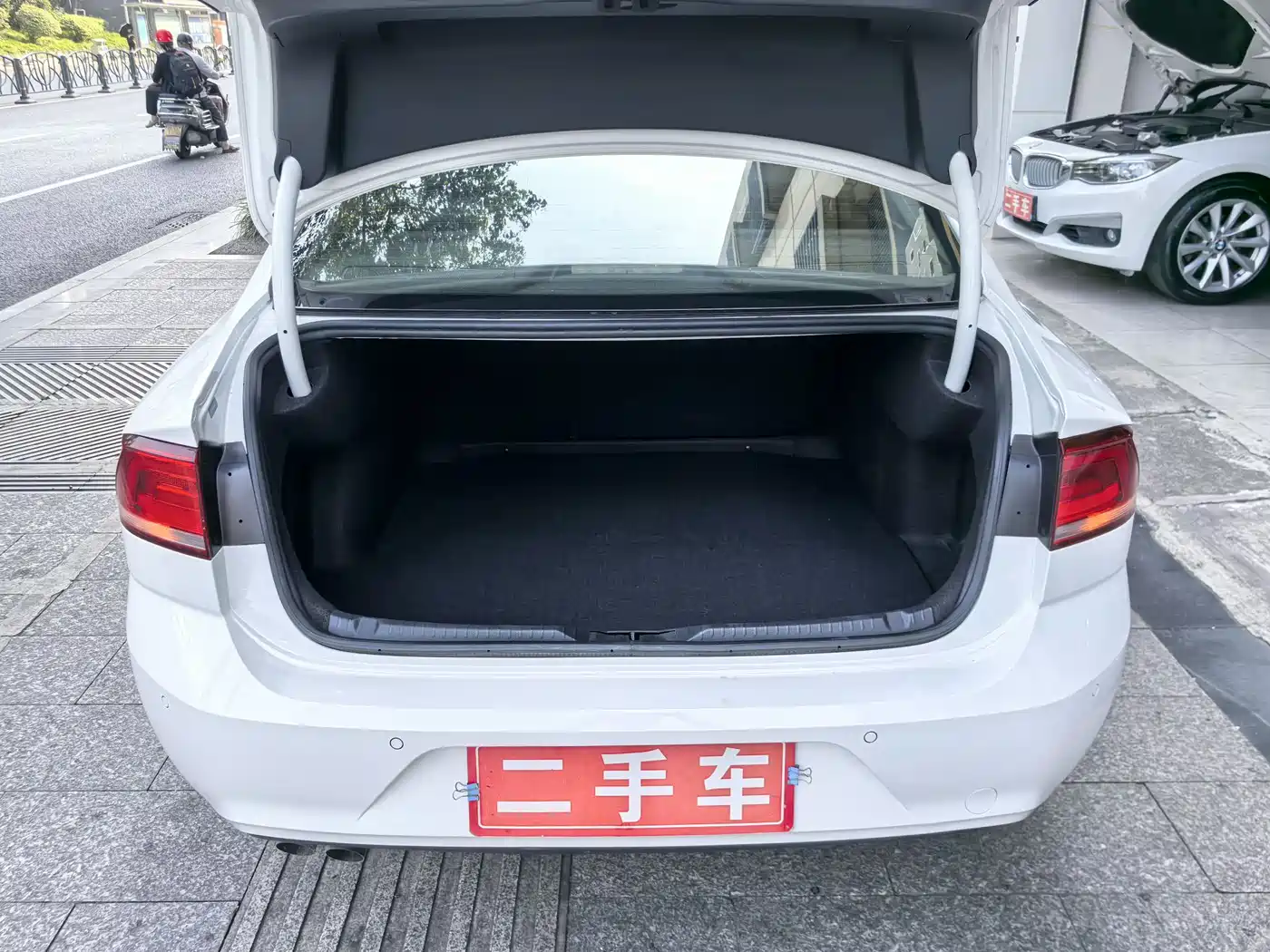 Volkswagen Lamando 2018 230TSI Manual Trend Edition фото 16