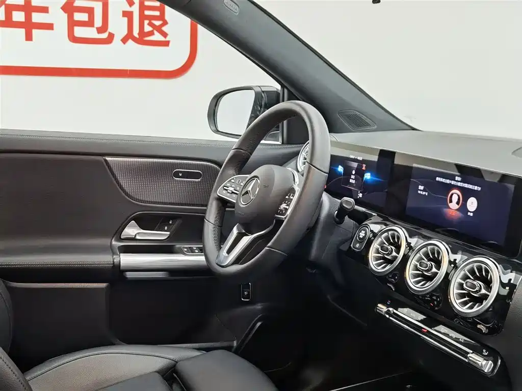 Mercedes-Benz GLA 2022 GLA 220 4MATIC фото 22