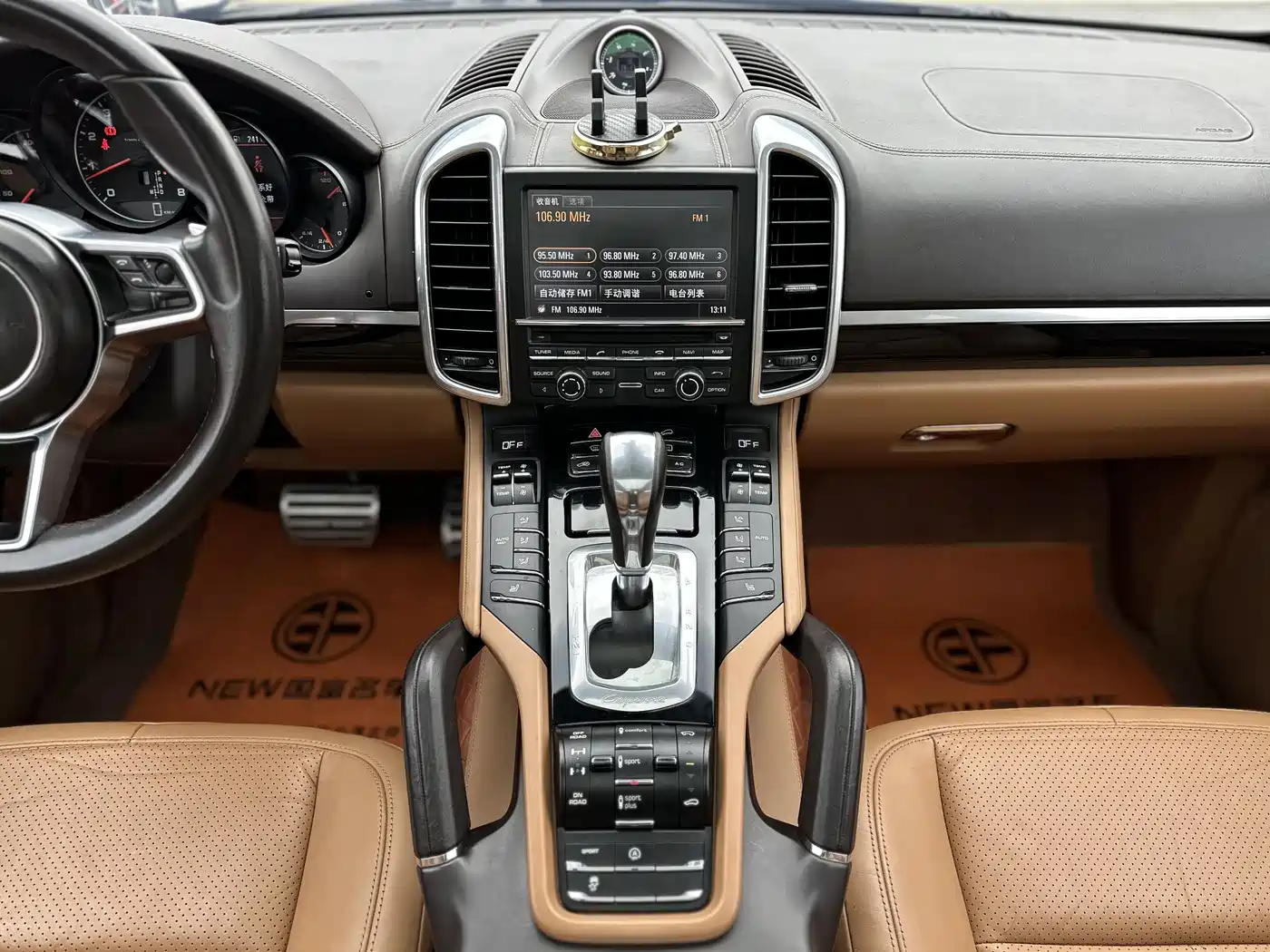 Porsche Cayenne 2015 Cayenne 3.0T фото 13