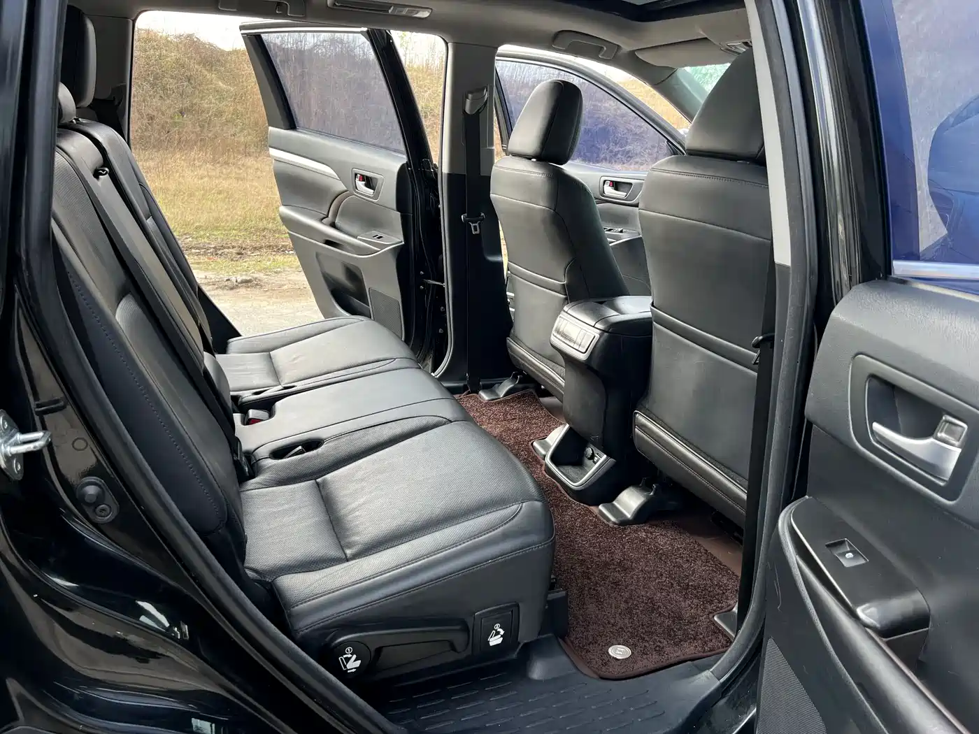 Toyota Highlander 2018 2.0T 4WD Premium 7-seater (China V) фото 17
