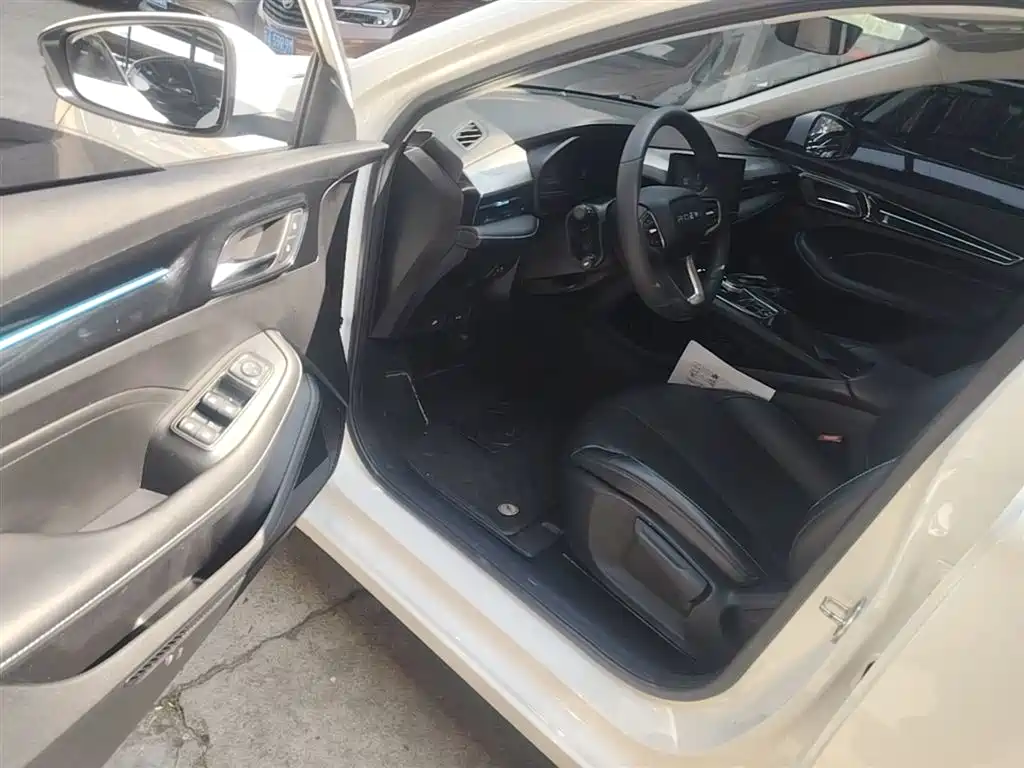 ROEWE EI5