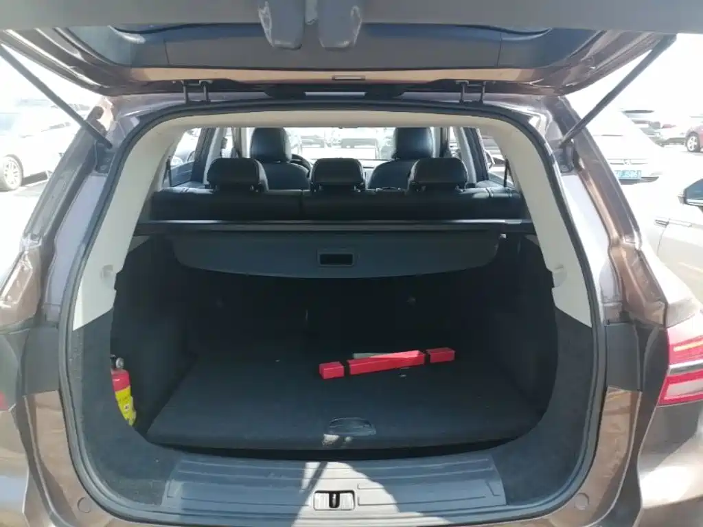 Roewe RX5 2016 2016 20T 2WD Automatic Internet Smart Edition