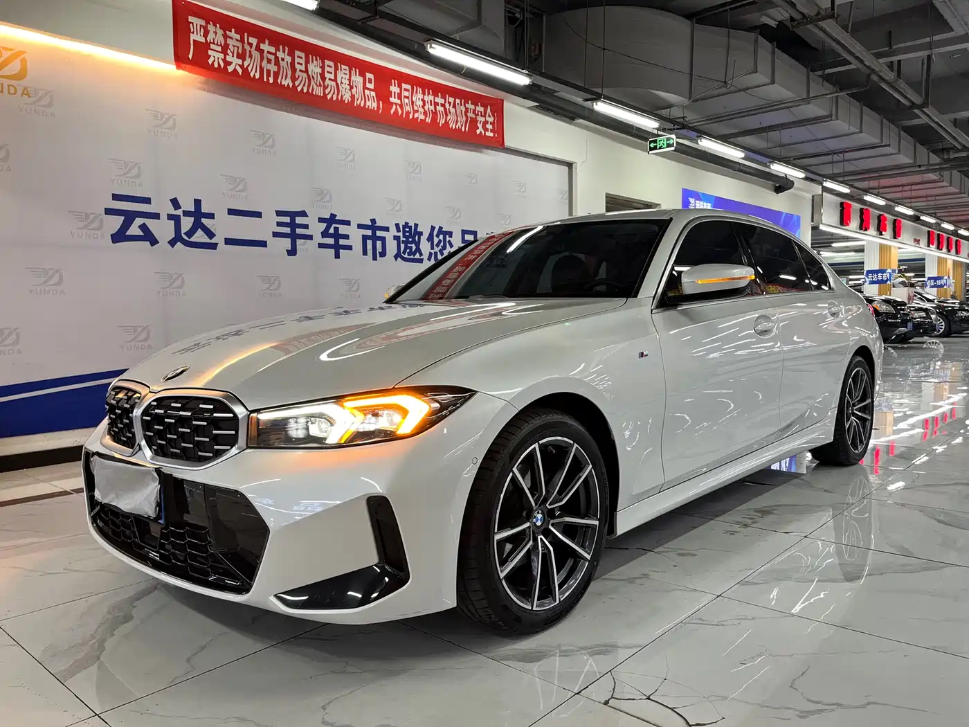 BMW 3 Series 2025 325Li M Sport Package фото 2