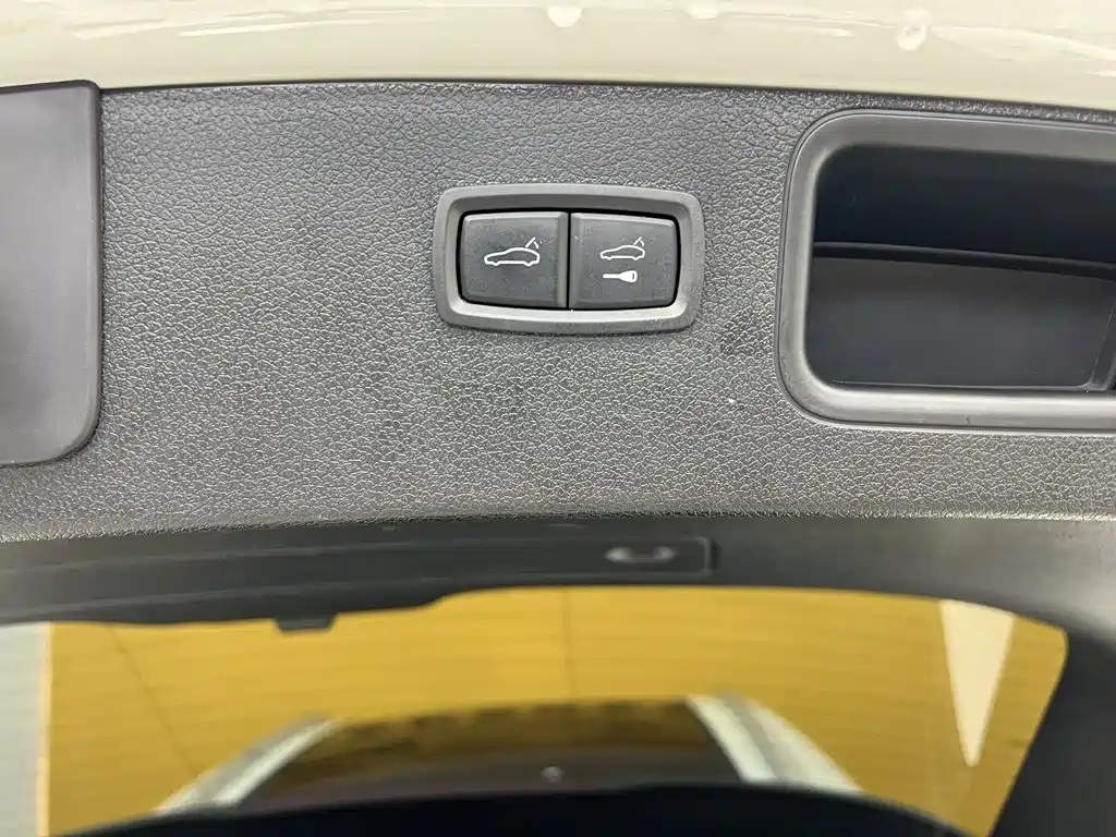 Фото 29 - Porsche Macan