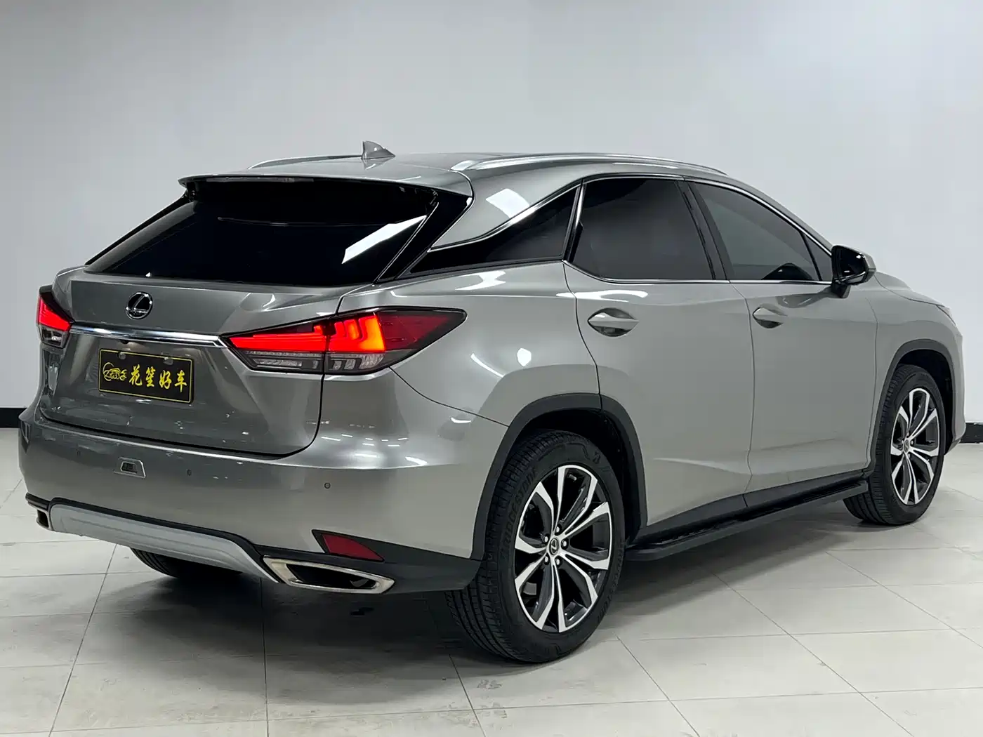 Lexus RX 2020 300 4WD Elegance Edition China VI фото 7