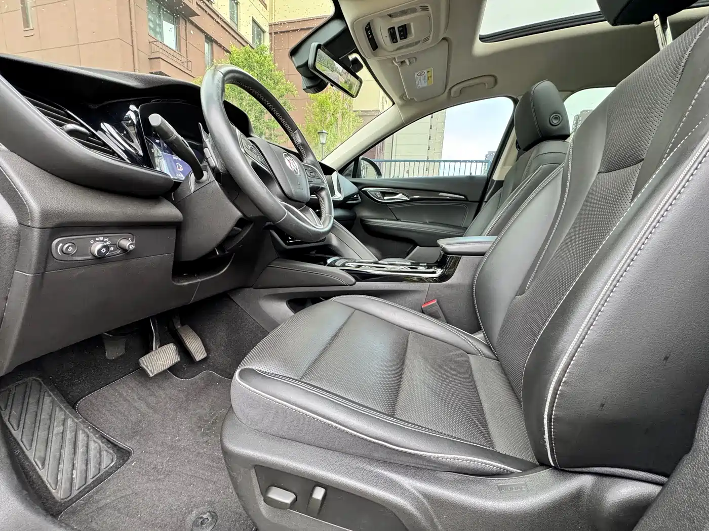 Buick Envision Plus 2022 Enclave Plus 552T 5-seater Luxury фото 6