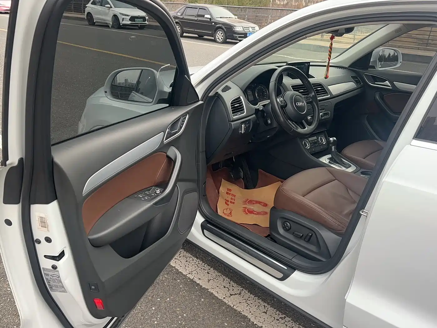 Audi Q3 2015 35 TFSI Comfort фото 12