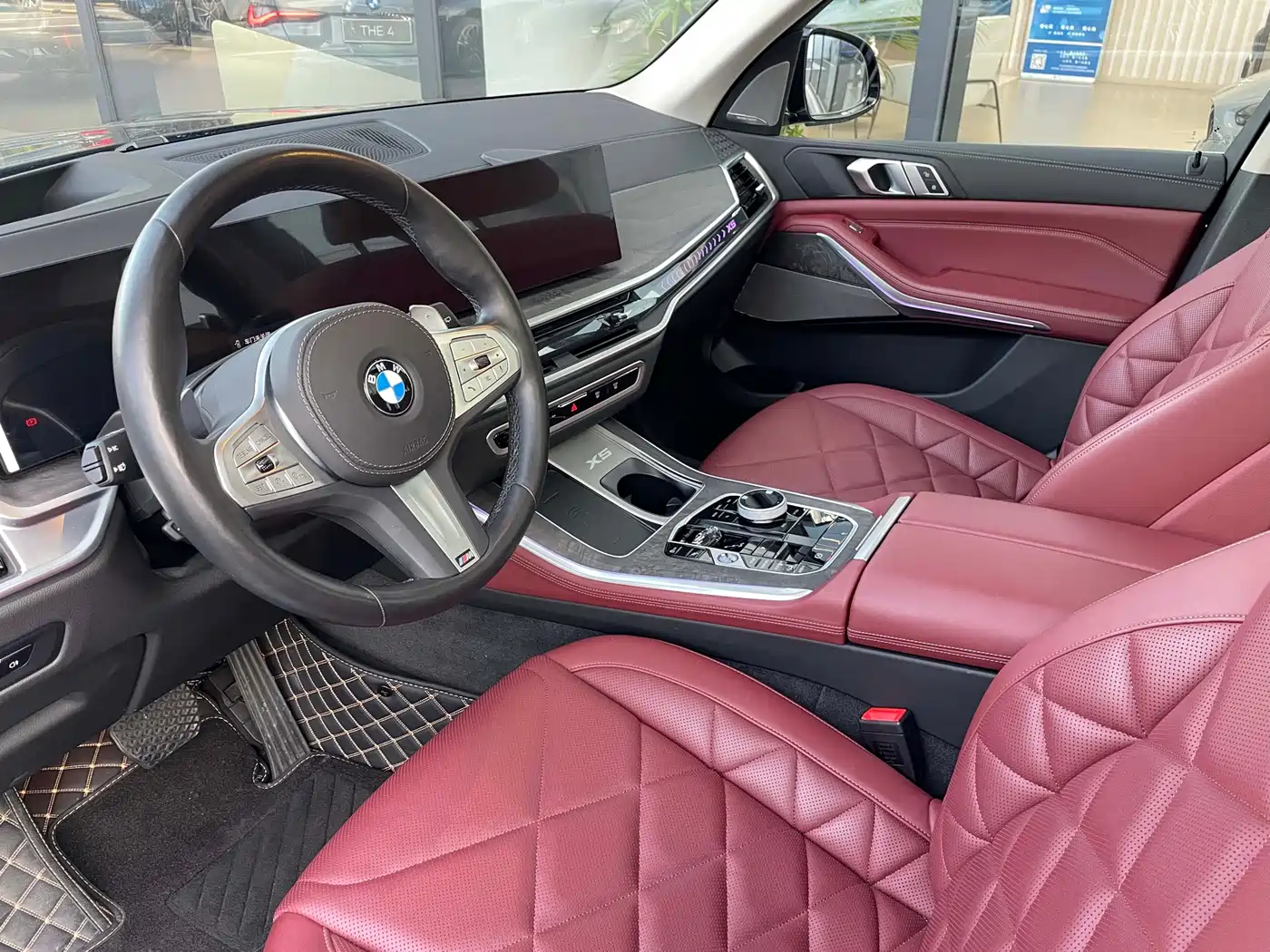 BMW X5 2025 Model xDrive 30Li Exclusive M Sport Blackout Package фото 7