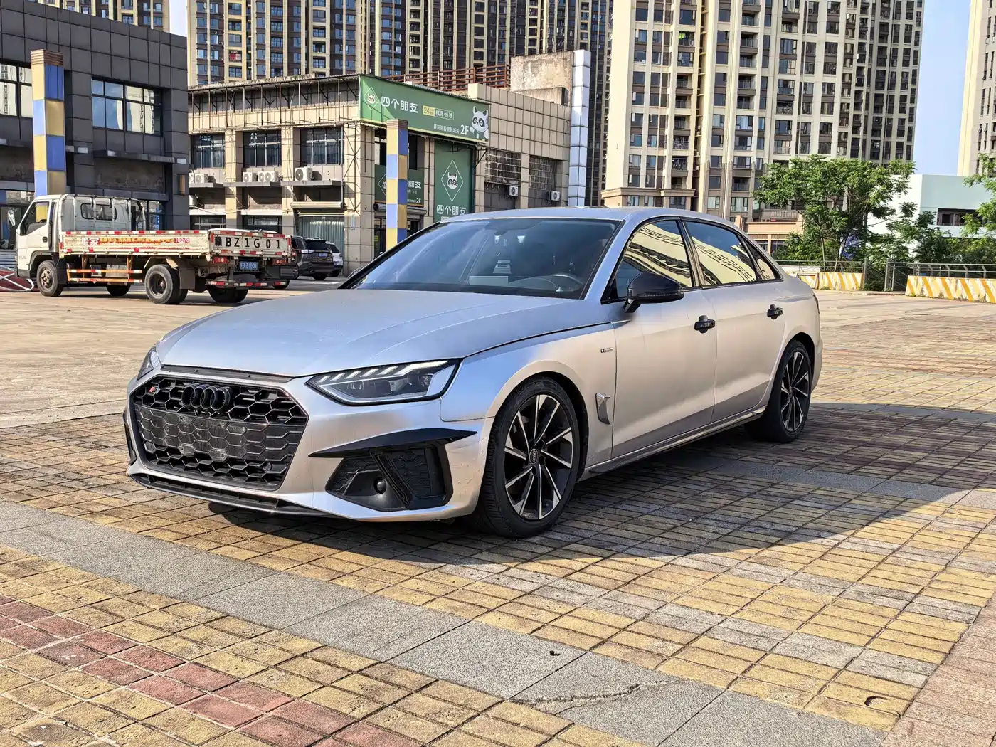 AUDI A4L 2023