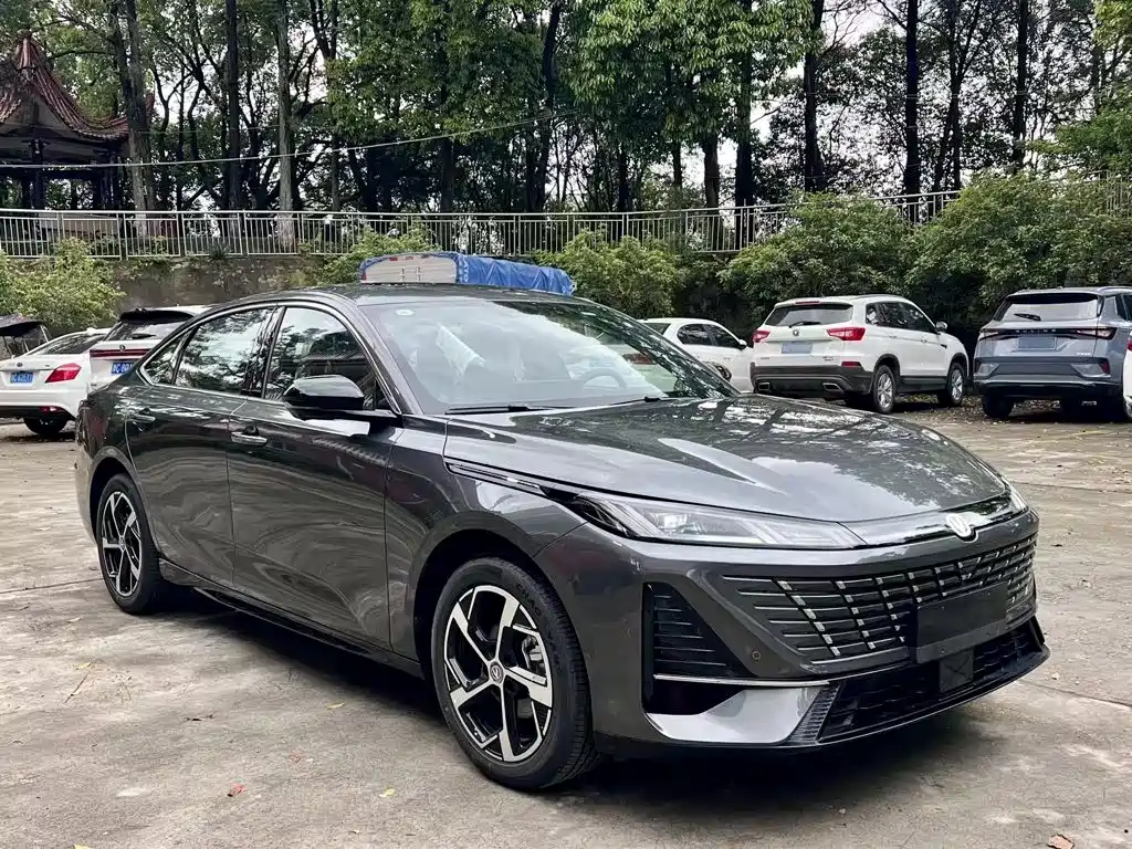Changan Eado 2026 2025 Blue Whale 1.5T 500Bar Premium