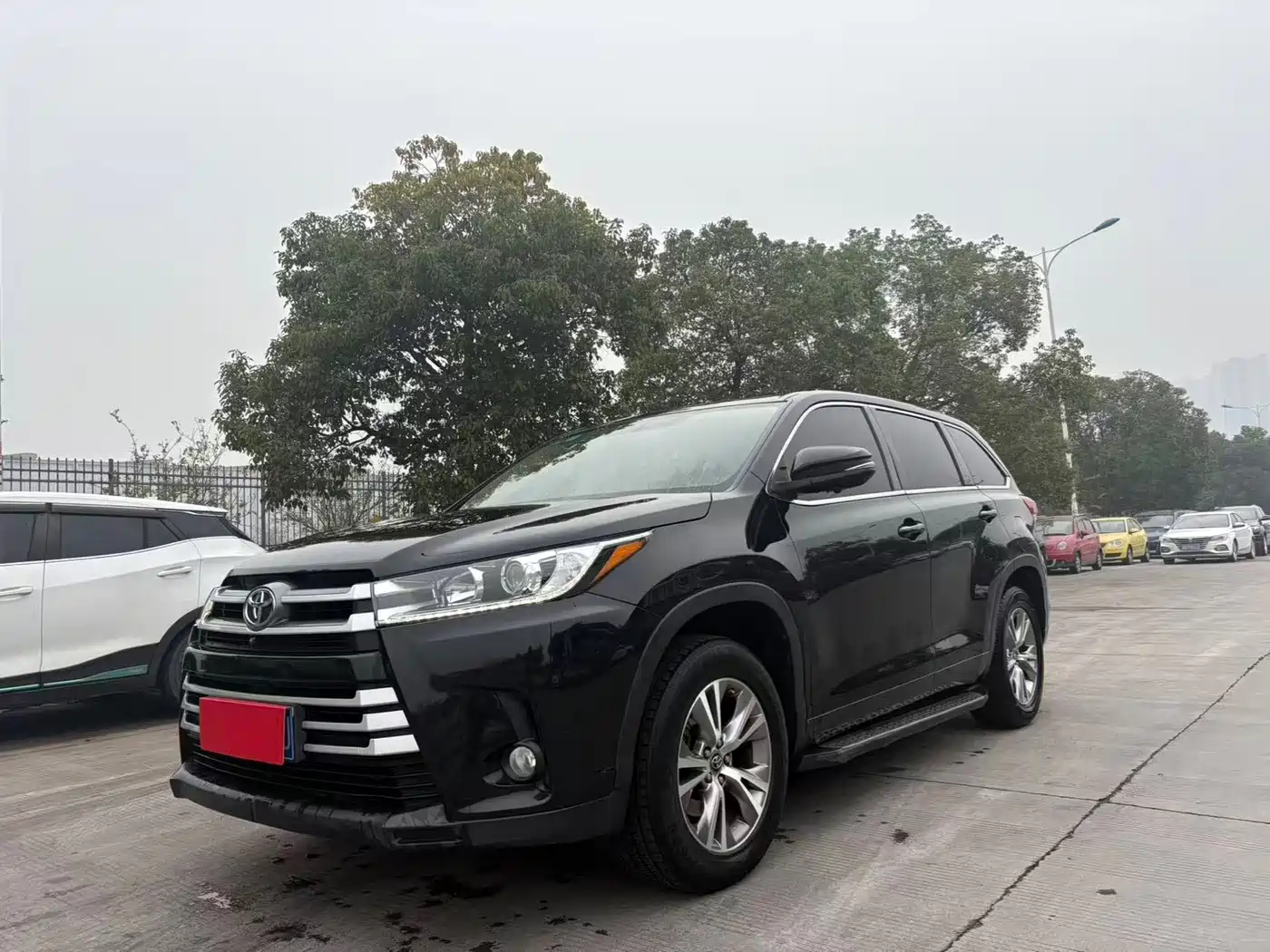 TOYOTA HIGHLANDER