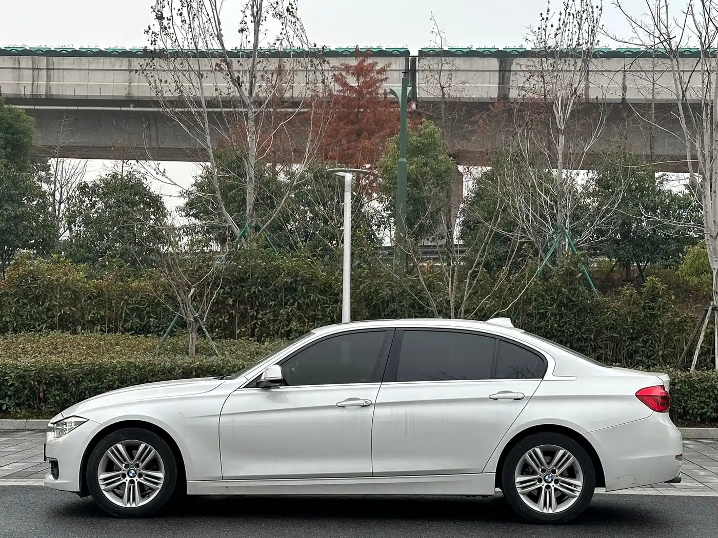 BMW 3 Series 2017 320Li Fashion фото 7