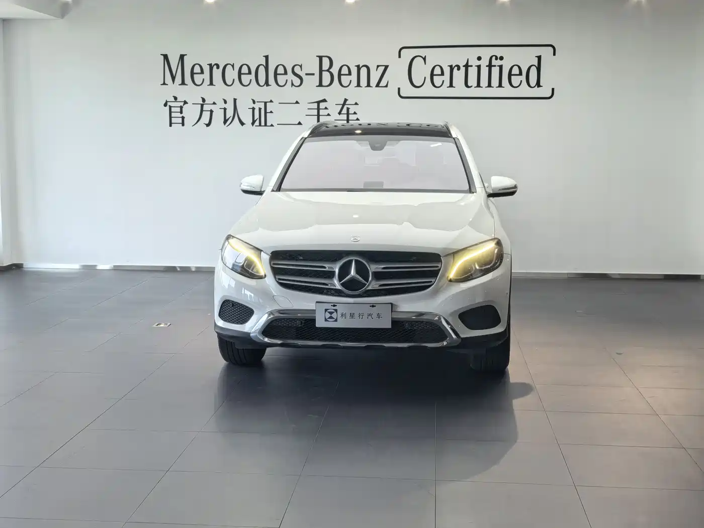 Mercedes-Benz GLC 2016 GLC 260 4MATIC Dynamic фото 4