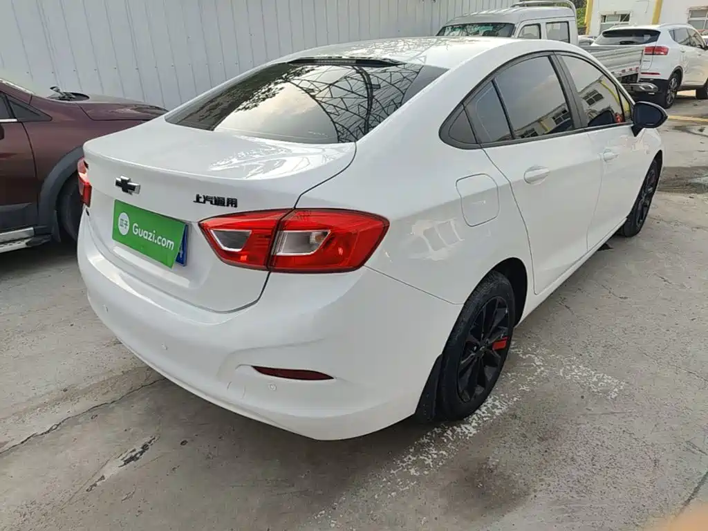 Chevrolet Cruze 2019 2018 Redline 320 Automatic Pioneer Edition