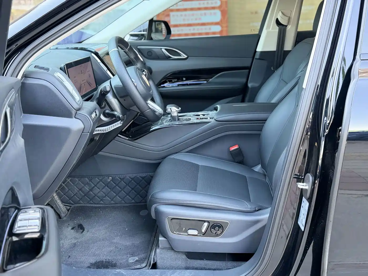Hongqi HS3 PHEV 2026 2025 125km Jingwei PLUS 2 Million Commemorative Edition