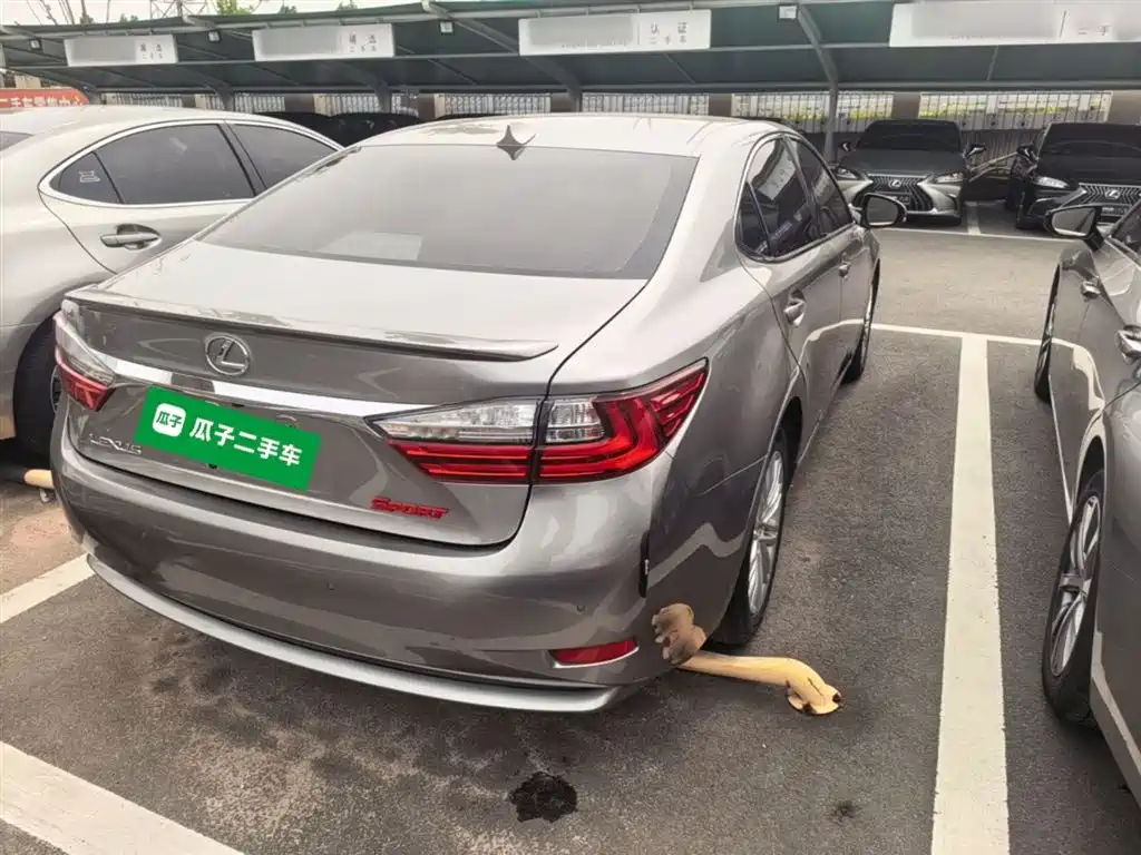 Lexus ES 2015 200 Elite Edition фото 7