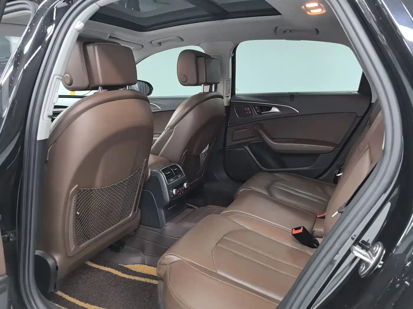 Audi A6L 2016 50 TFSI quattro Luxury фото 6